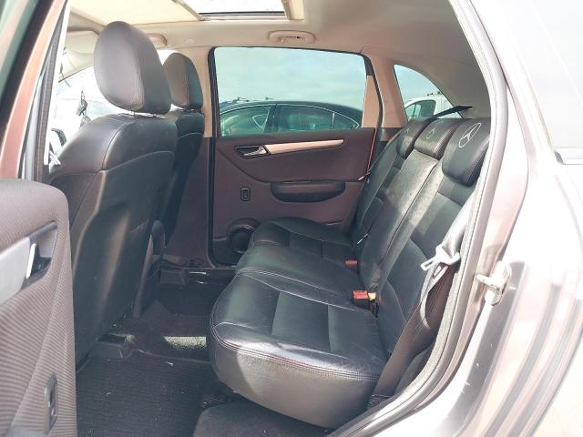 2009 MERCEDES BENZ B180 CDI S