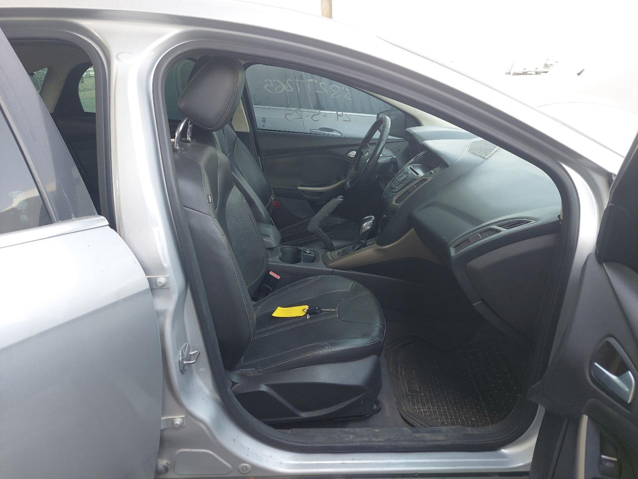 1FAHP3H20CL146395 - 2012 Ford Focus - #58277265