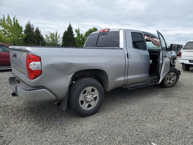  TOYOTA TUNDRA 2018 Сріблястий