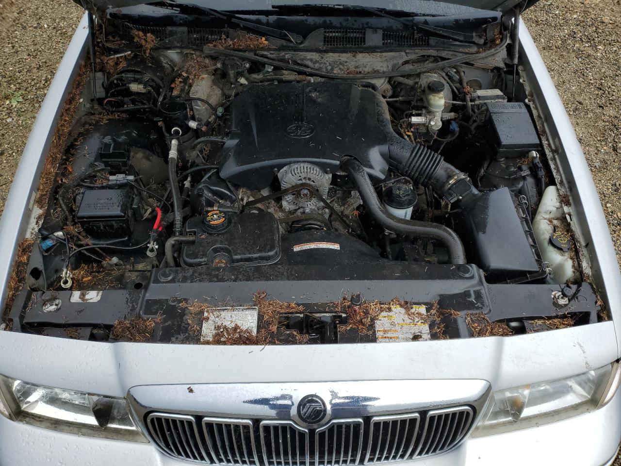 2000 Mercury Grand Marquis Gs VIN: 2MEFM74WXYX638144 Lot: 55859615