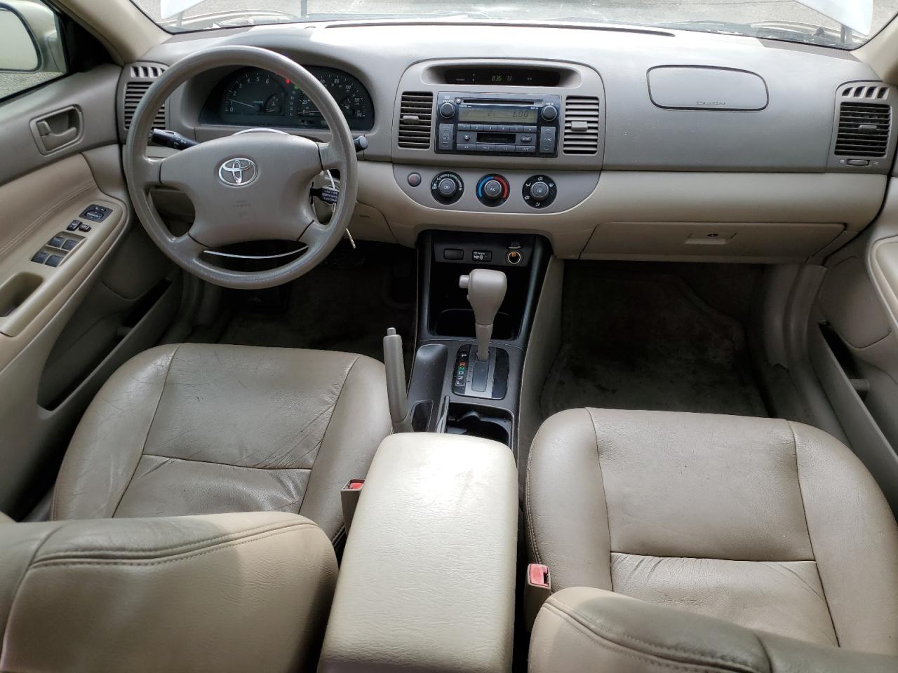 2002 Toyota Camry Le VIN: 4T1BE32K92U524457 Lot: 56864365