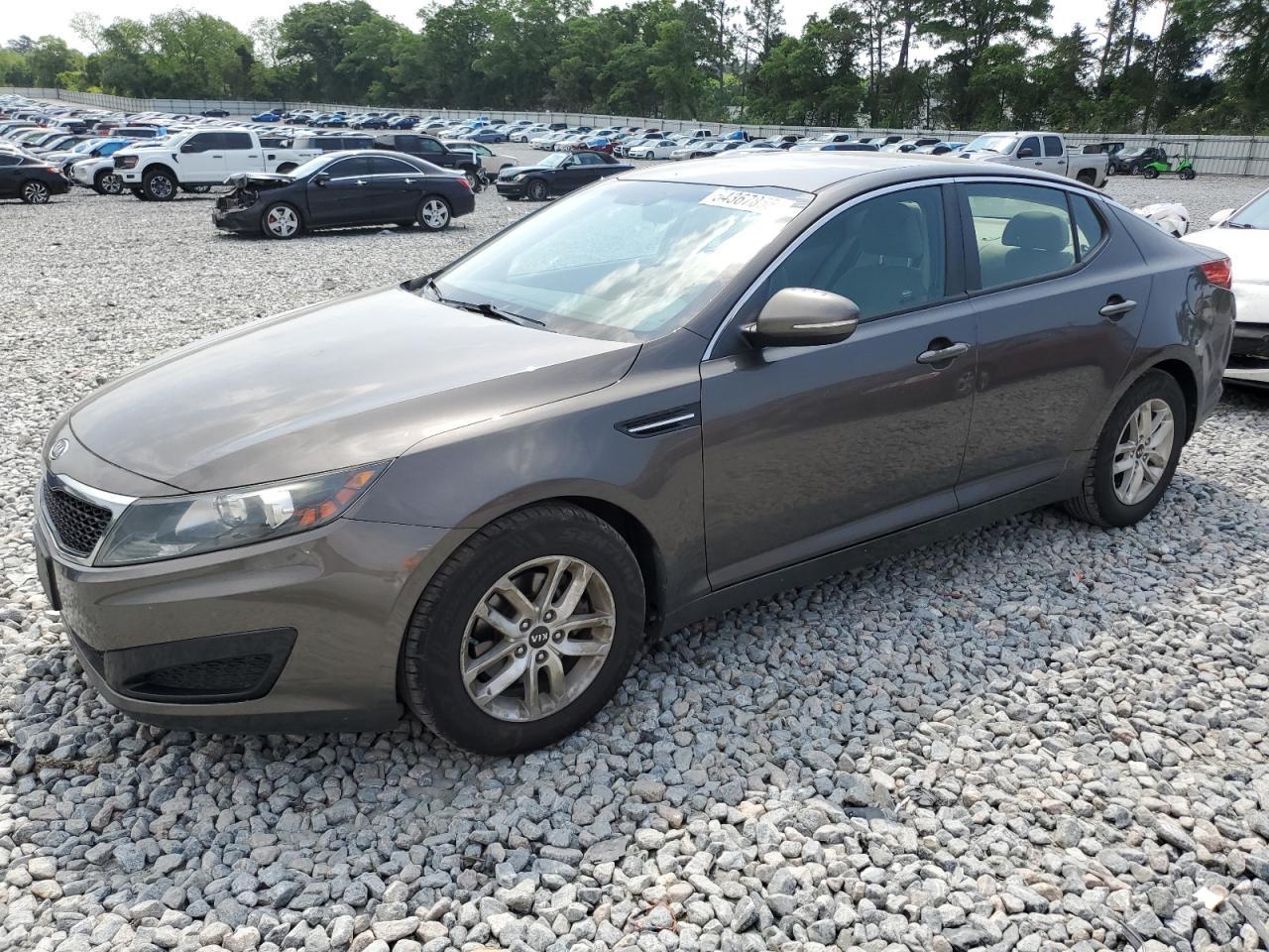 Byron, GA에서 판매 중인 2011 Kia Optima Lx - Minor Dent/Scratches