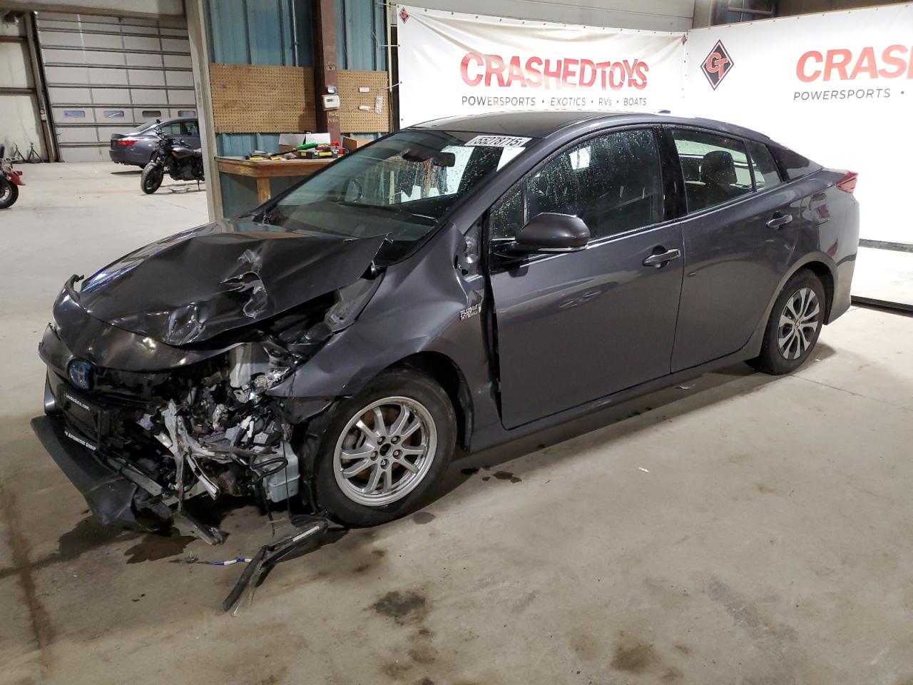 2020 Toyota Prius Prime Le for Sale in Eldridge, IA - Front End