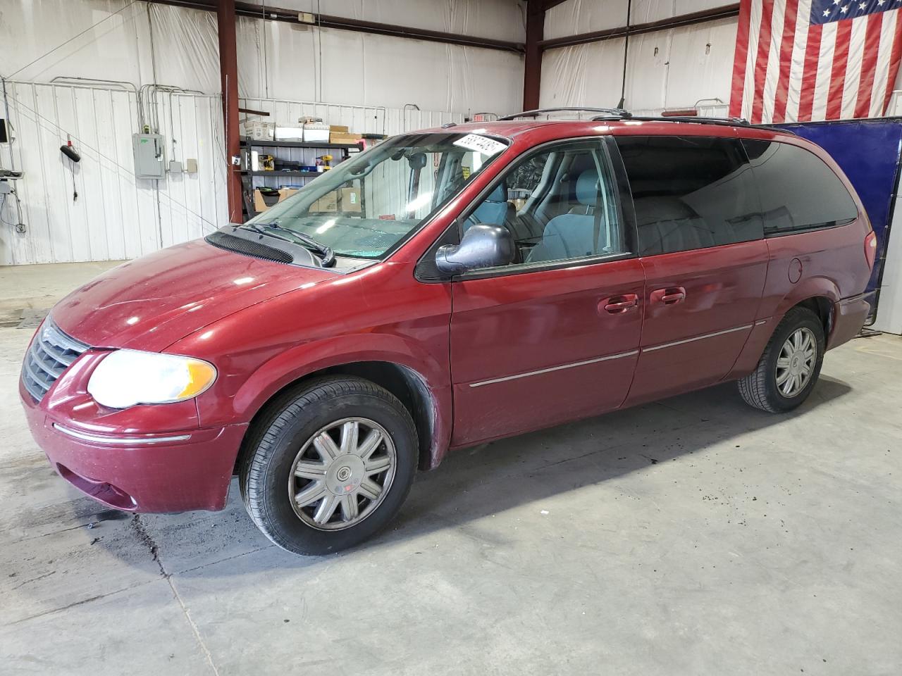 2007 Chrysler Town & Country Limited на продаже в Billings, MT - Side