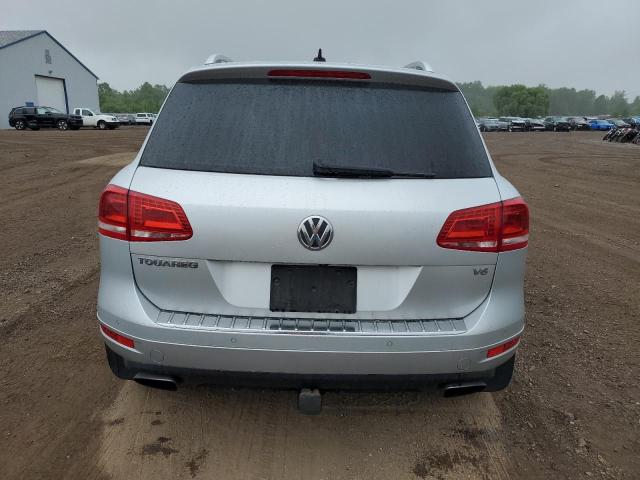  VOLKSWAGEN TOUAREG 2014 Srebrny