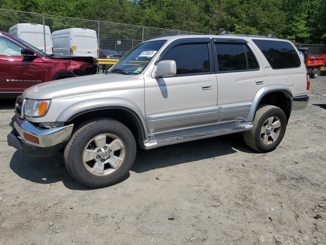 1998 Toyota 4Runner Limited de vânzare în Waldorf, MD - Front End