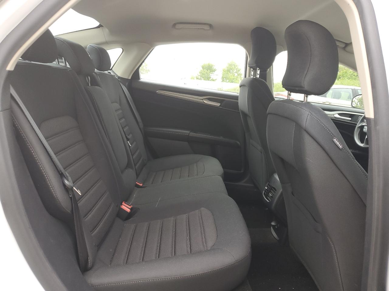 2019 Ford Fusion Se VIN: 3FA6P0LU5KR264005 Lot: 54023855