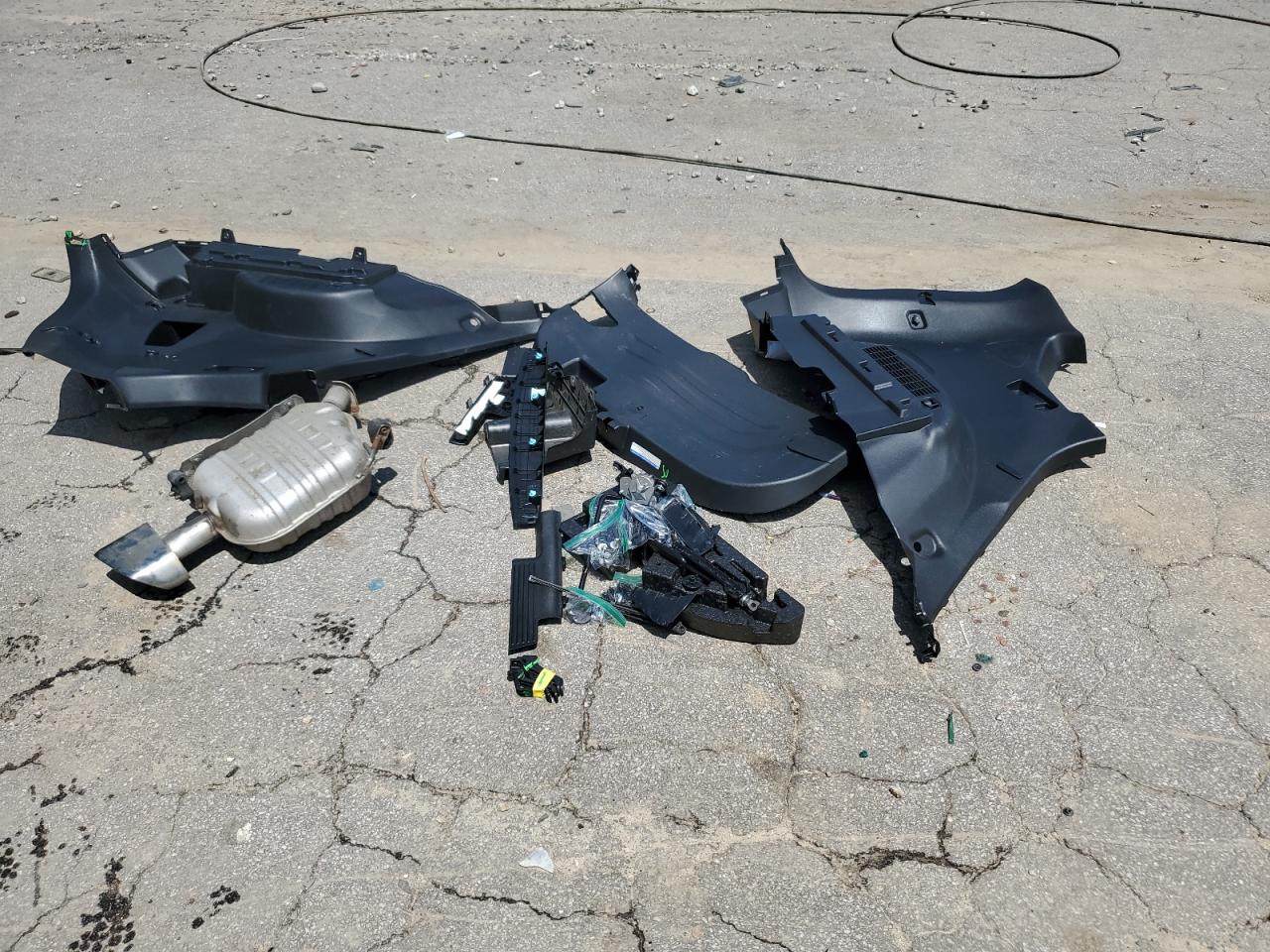 2020 Hyundai Santa Fe Limited VIN: 5NMS53AA1LH216107 Lot: 56628985