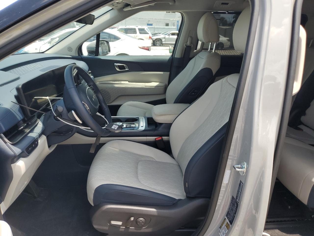 2025 Kia Carnival Ex VIN: KNDNC5KA7S6058655 Lot: 58043595