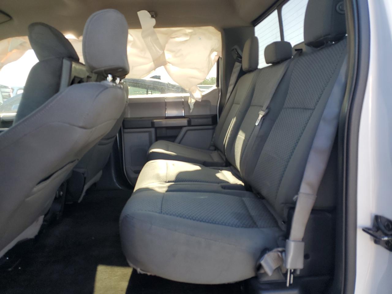 2015 Ford F150 Supercrew VIN: 1FTEW1CG6FKD17068 Lot: 56989975