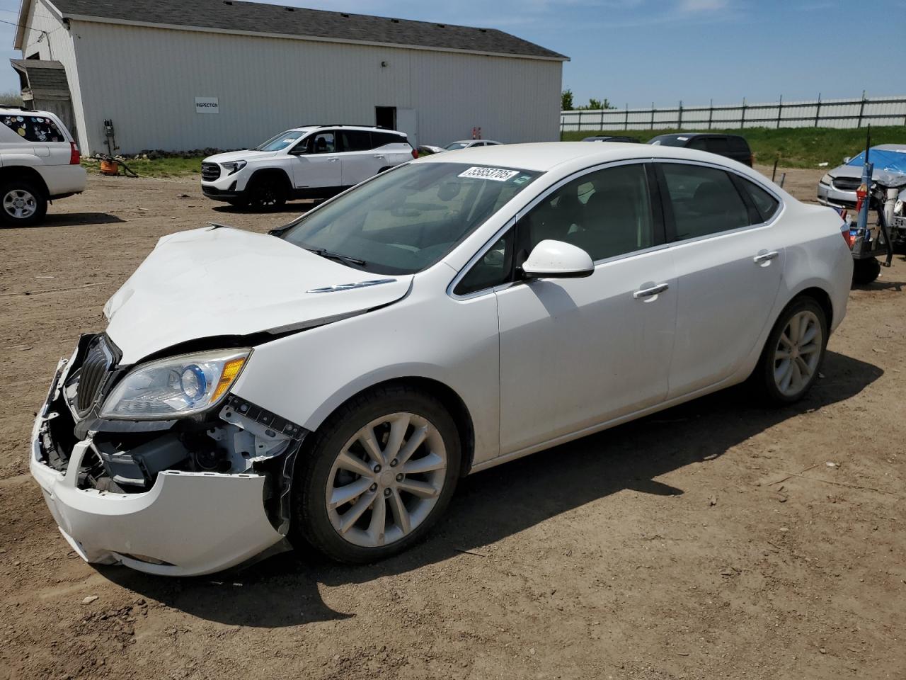 2014 Buick Verano Convenience na sprzedaż w Portland, MI - Front End