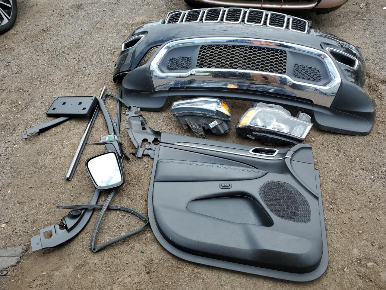 2021 Jeep Grand Cherokee Limited VIN: 1C4RJFBGXMC824111 Lot: 56414405