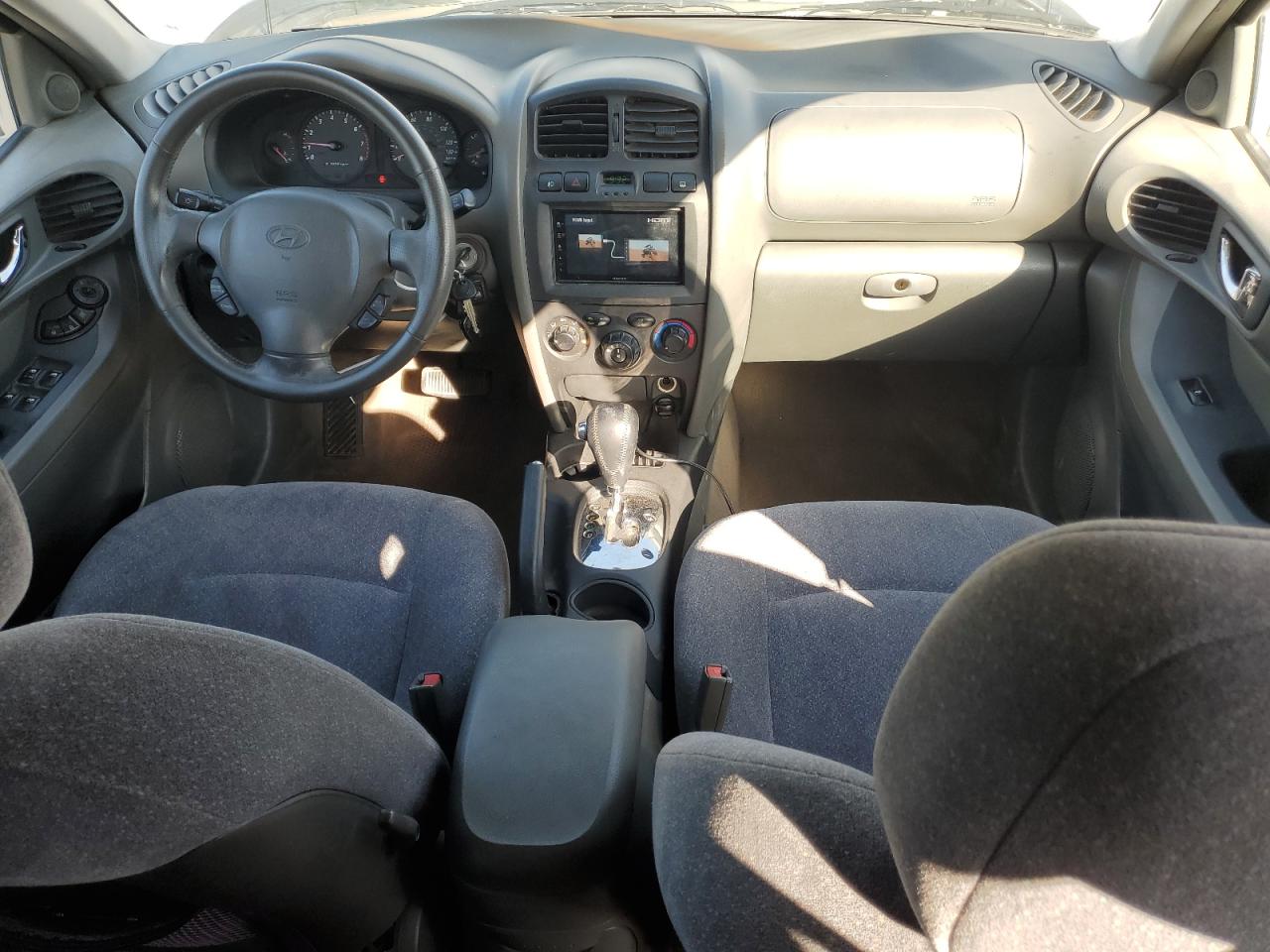2004 Hyundai Santa Fe Gls VIN: KM8SC13D74U812202 Lot: 54954965