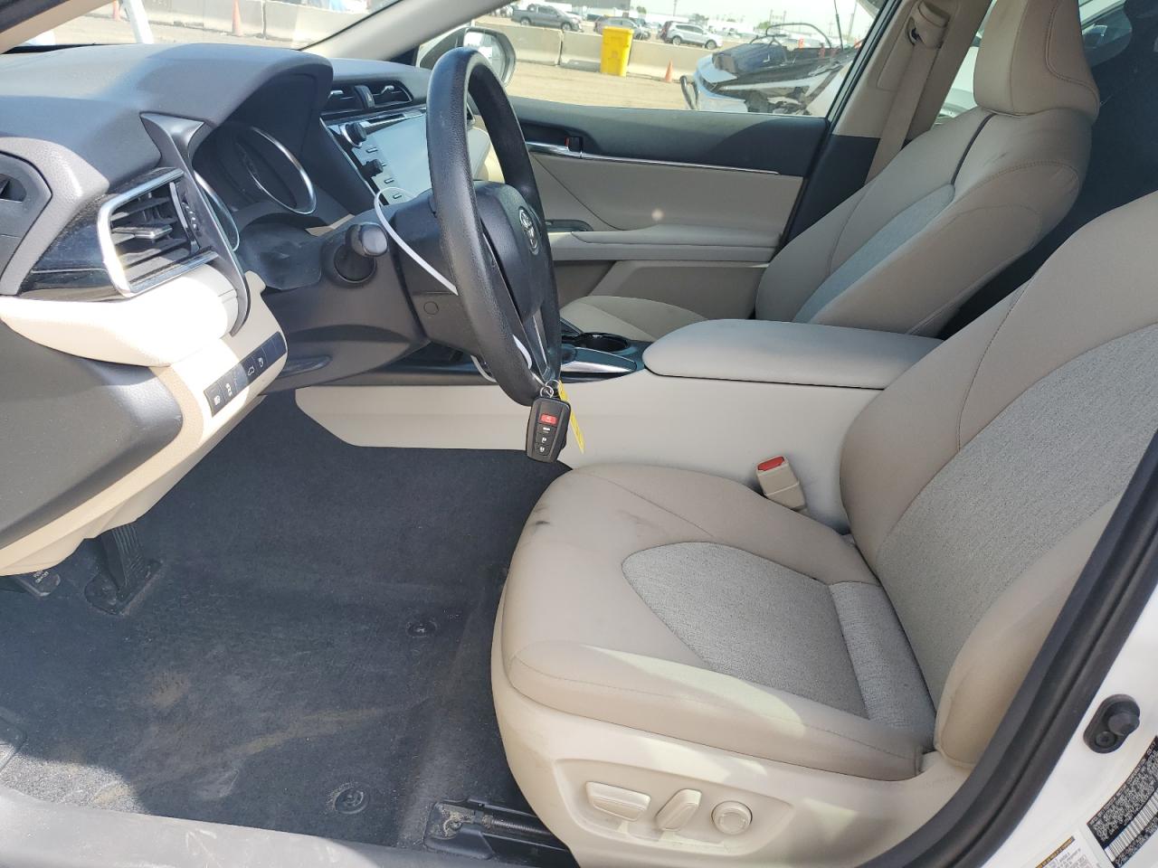 JTNB11HK2J3000532 TOYOTA CAMRY 2018
