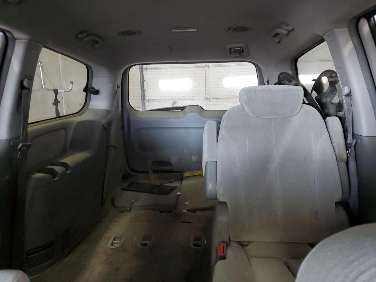 2006 Kia Sedona Ex VIN: KNDMB233766050073 Lot: 56352225