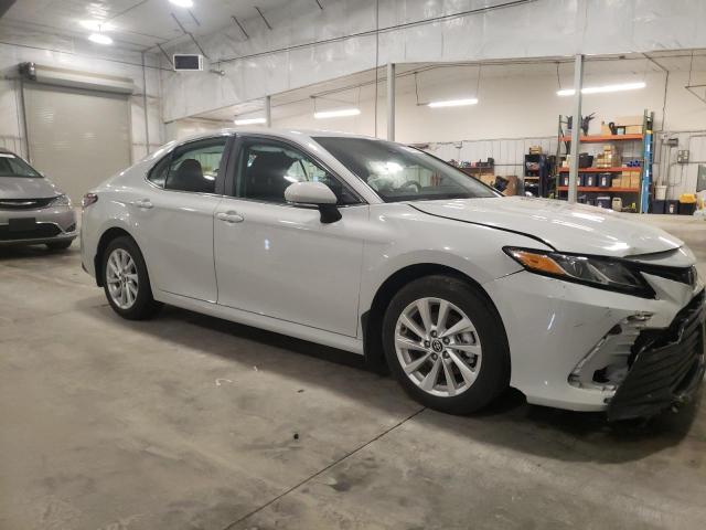  TOYOTA CAMRY 2024 Белы