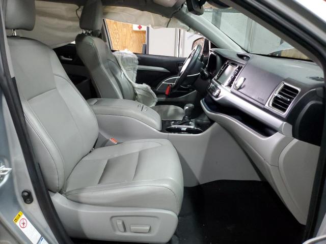  TOYOTA HIGHLANDER 2018 Silver