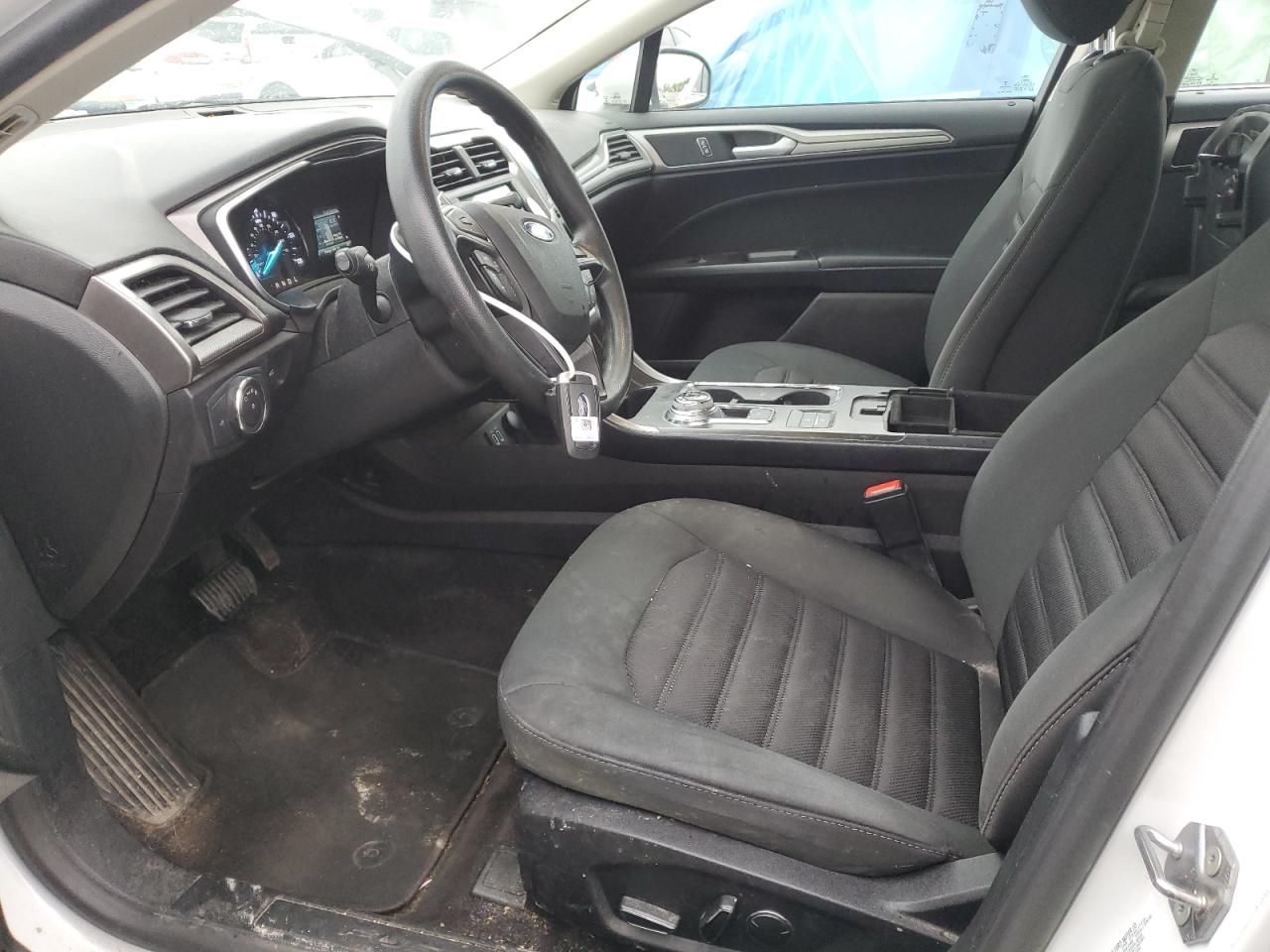 2019 Ford Fusion Se VIN: 3FA6P0LUXKR124810 Lot: 54030035