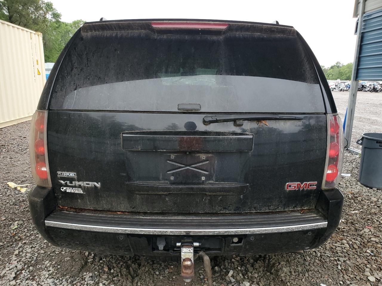 2009 GMC Yukon Denali VIN: 1GKFK03229J124008 Lot: 56189155