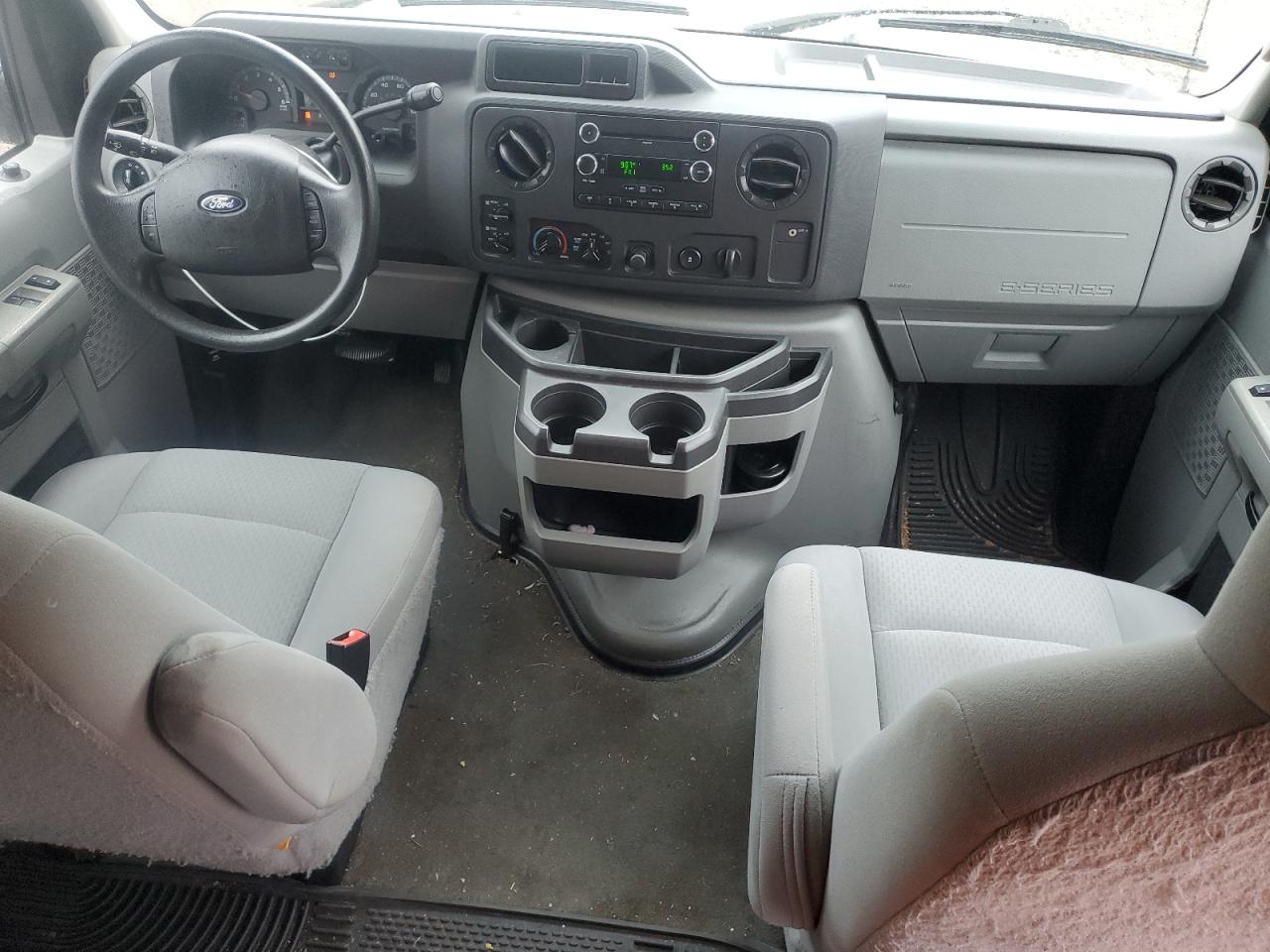 2009 Ford Econoline E350 Super Duty Wagon VIN: 1FBNE31L49DA74498 Lot: 56381945