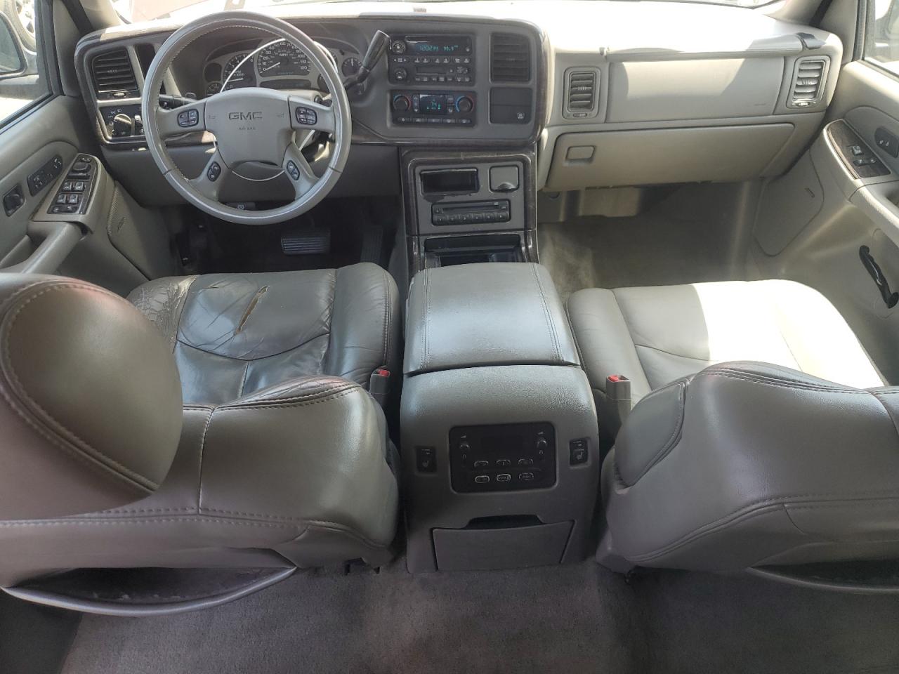 2004 GMC Yukon Xl Denali VIN: 1GKFK66U44J256213 Lot: 57183665