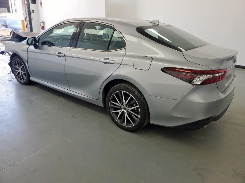  TOYOTA CAMRY 2023 Сріблястий