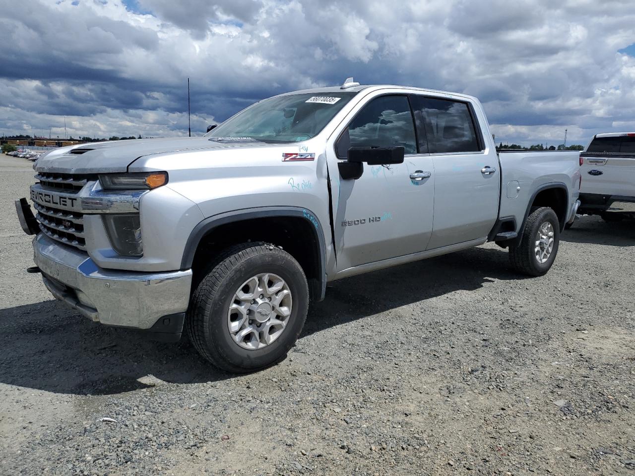 2020 Chevrolet Silverado K2500 Heavy Duty Ltz for Sale in Antelope, CA - Front End