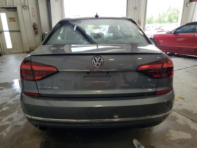  VOLKSWAGEN PASSAT 2017 Szary