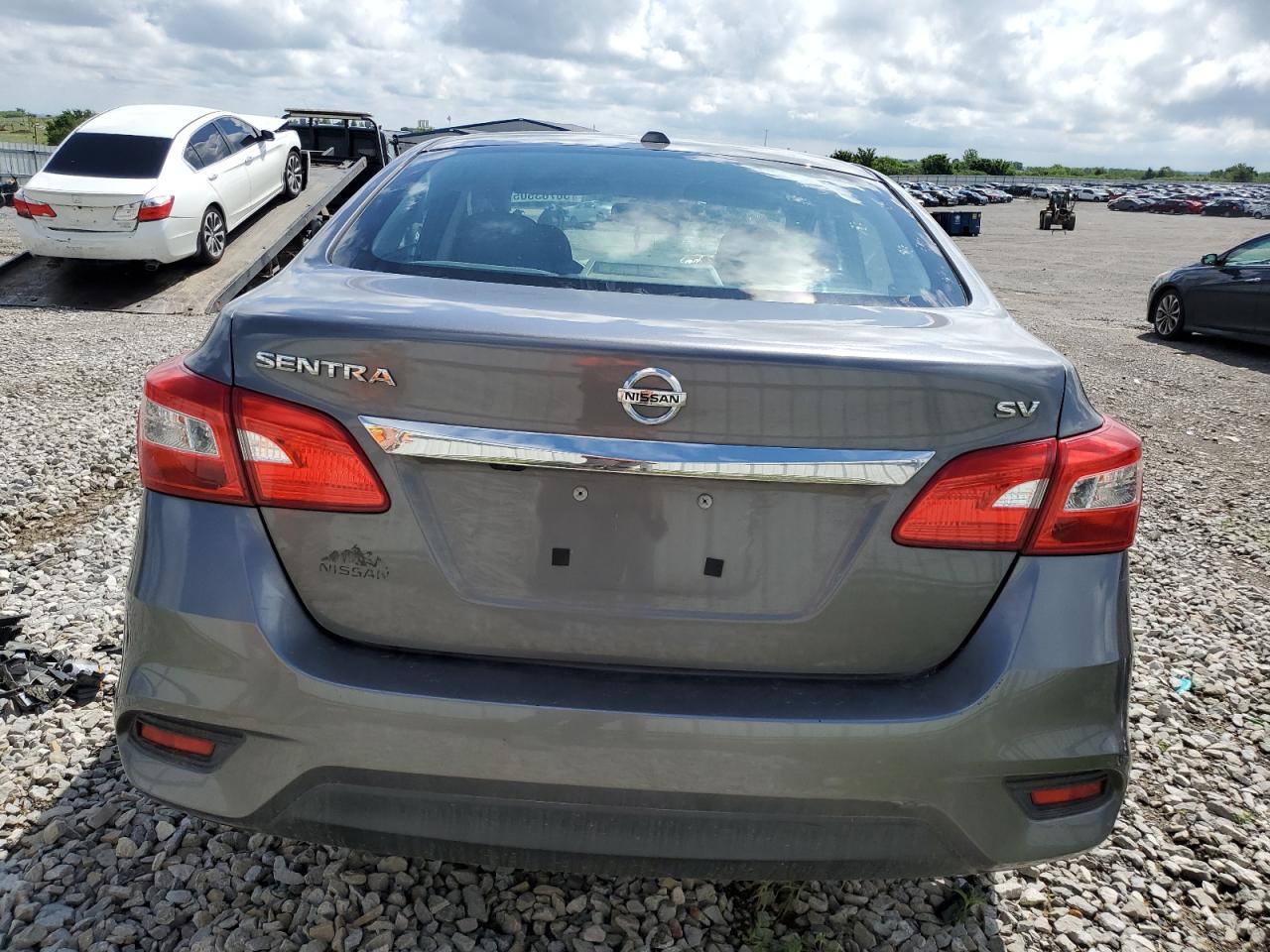 2018 Nissan Sentra S VIN: 3N1AB7AP2JL660437 Lot: 56763505