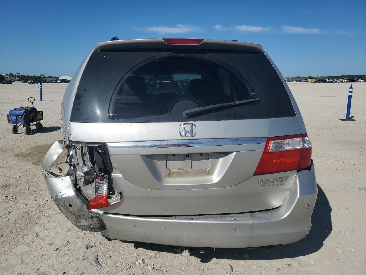 2005 Honda Odyssey Touring VIN: 5FNRL38855B111498 Lot: 56602065