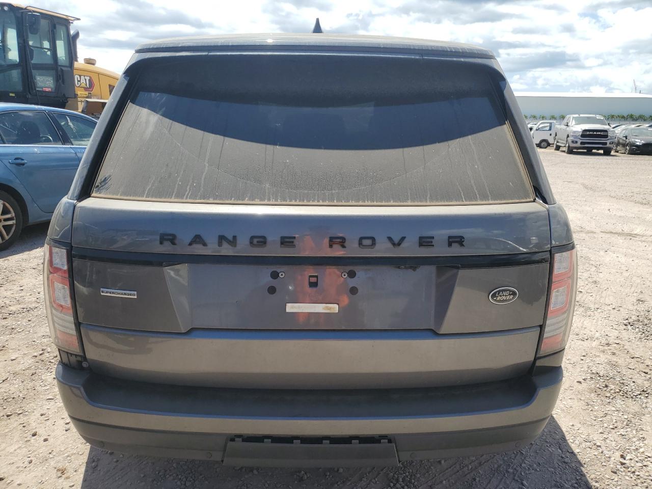 2017 Land Rover Range Rover Supercharged VIN: SALGS2FE8HA330412 Lot: 58601485