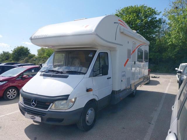 2004 MERCEDES BENZ MOTORHOME