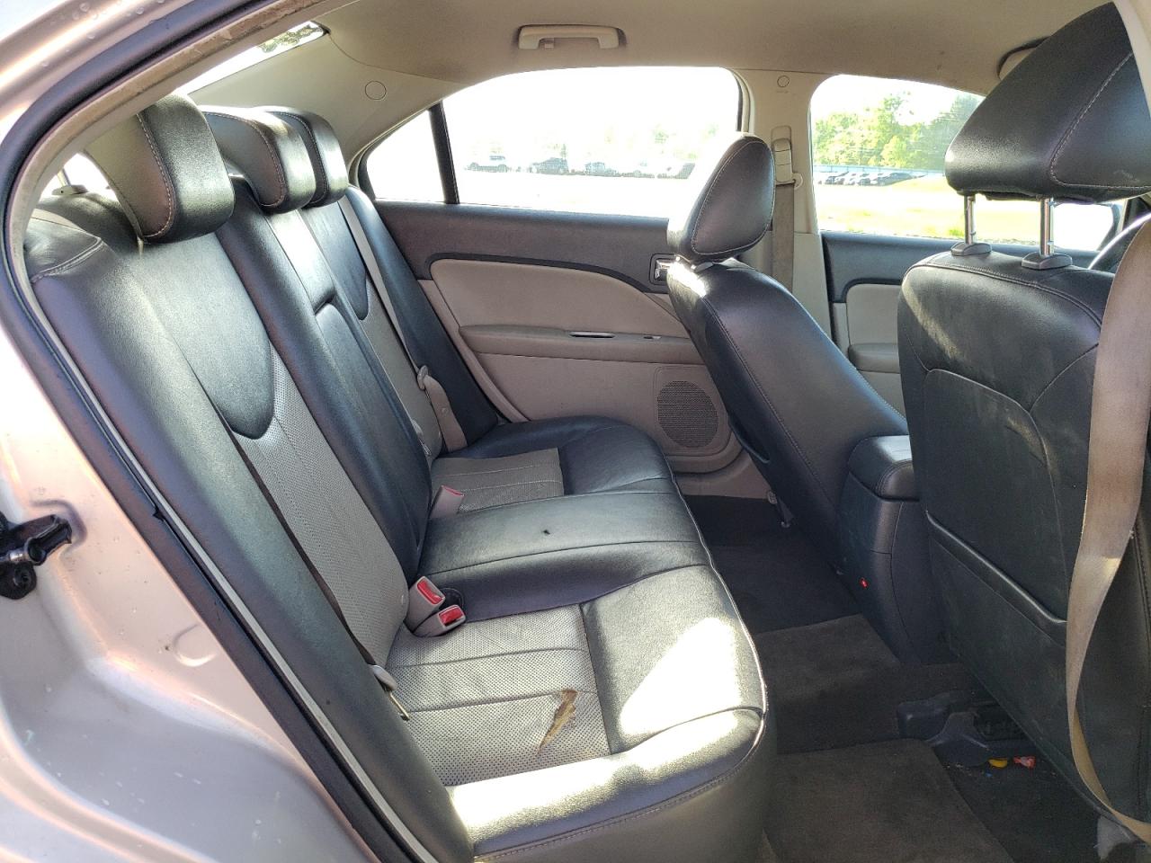 2010 Mercury Milan Premier VIN: 3MEHM0JG2AR631092 Lot: 57293815