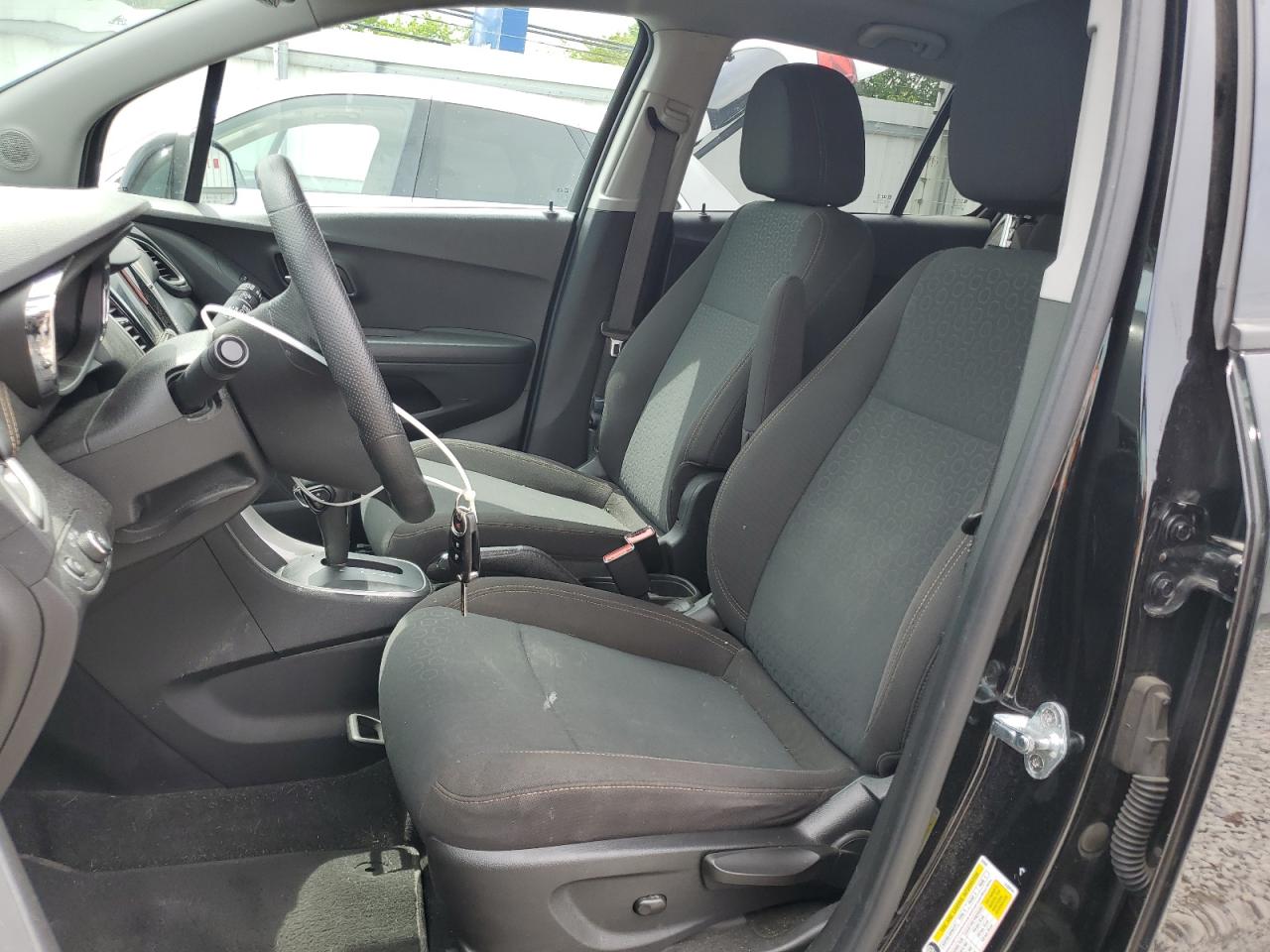 2020 Chevrolet Trax Ls VIN: KL7CJKSB9LB090985 Lot: 54695605