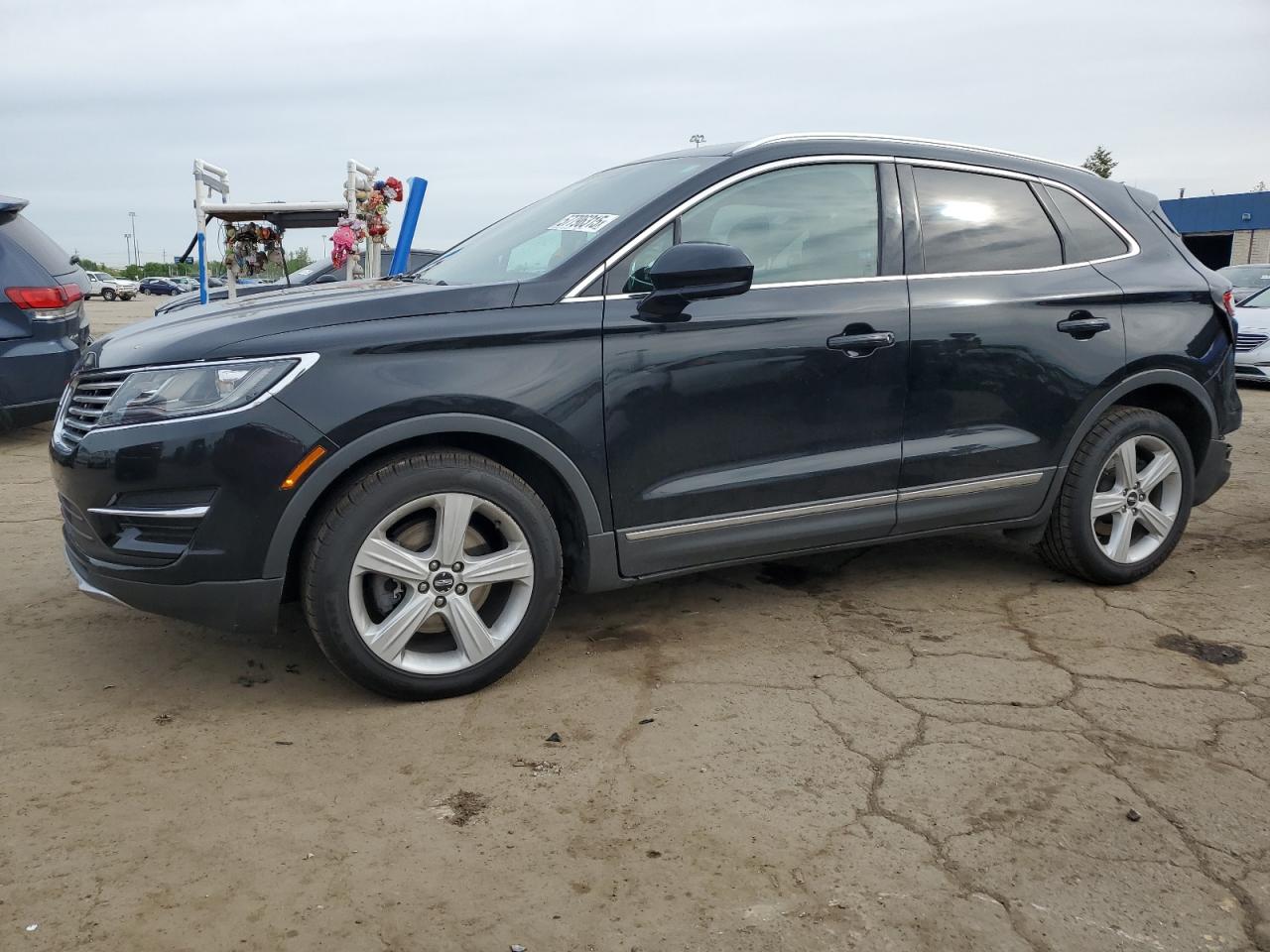 Vehicle photo