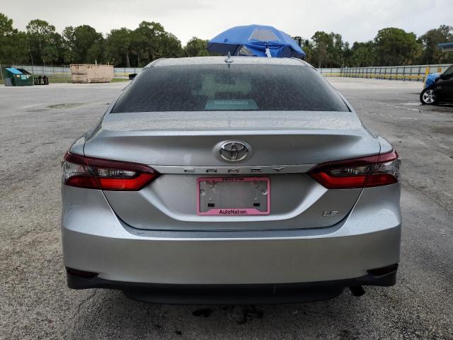 TOYOTA CAMRY 2022 Silver