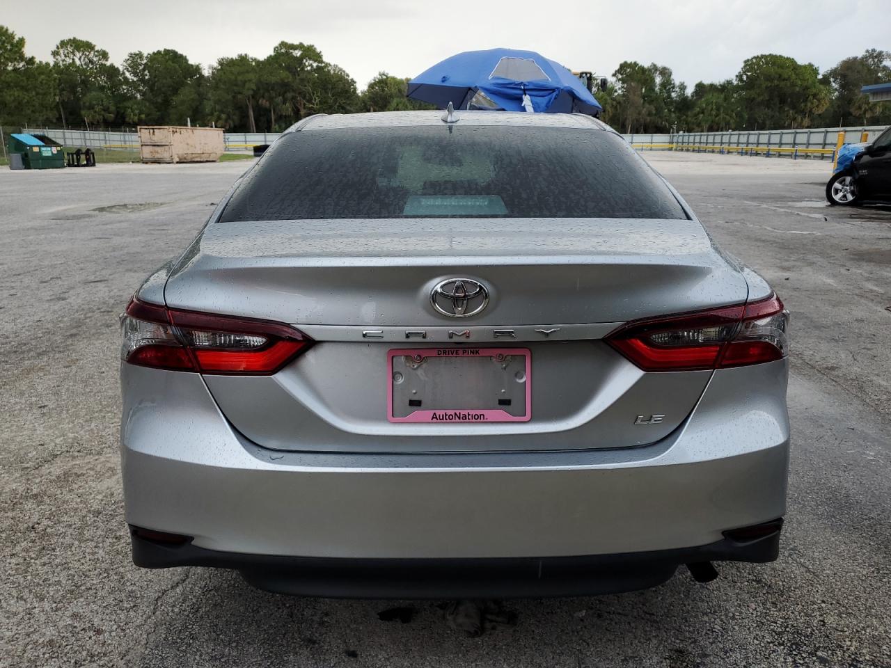 4T1C11AK3NU684635 TOYOTA CAMRY 2022