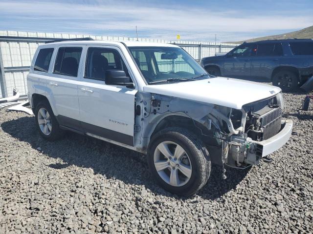  JEEP PATRIOT 2017 Белы