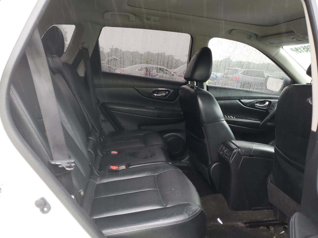 JN8AT2MV2HW260510 NISSAN ROGUE 2017
