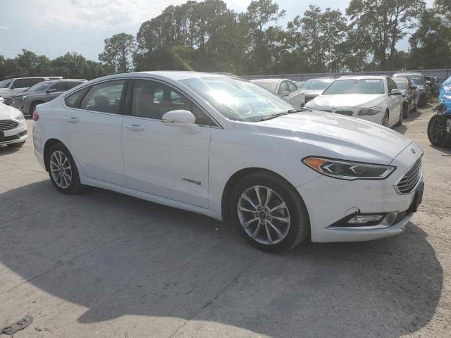Седаны FORD FUSION 2017 Белый