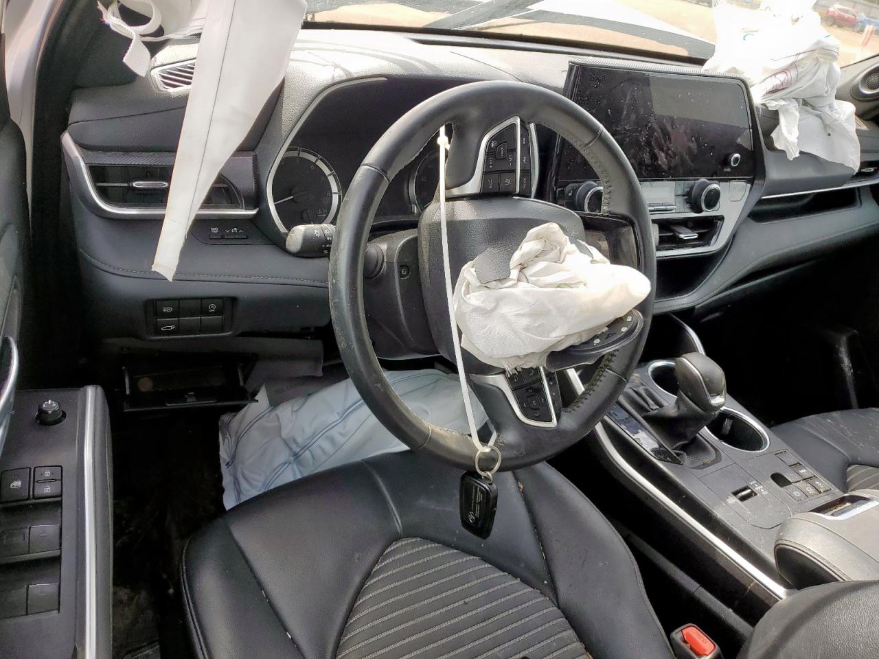 2023 Toyota Highlander L VIN: 5TDKDRAHXPS520395 Lot: 56769375