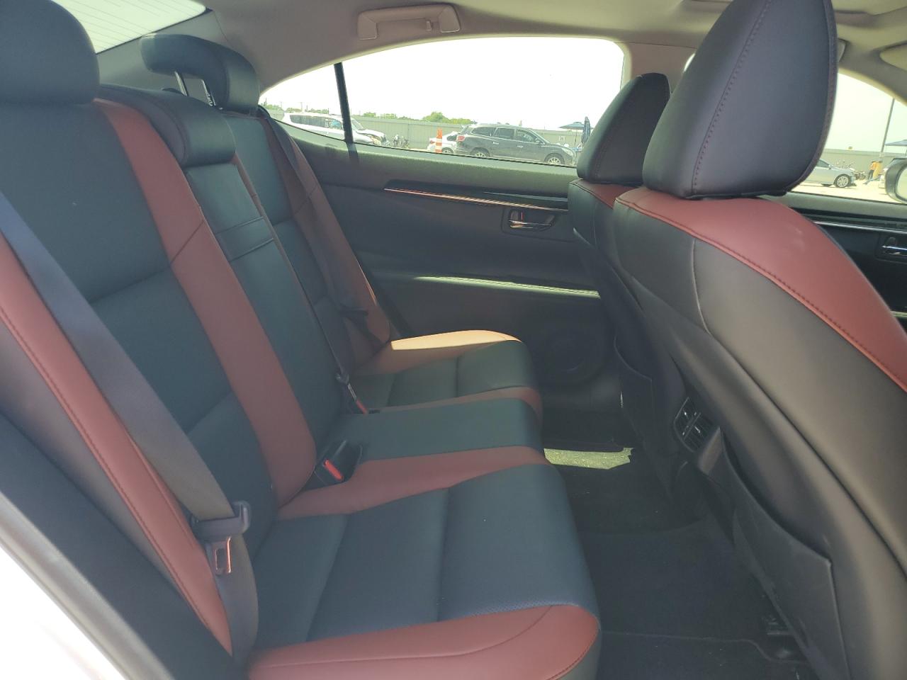 2015 Lexus Es 350 VIN: JTHBK1GG4F2162575 Lot: 56567295