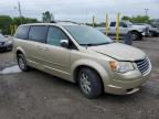 2010 Chrysler Town & Country Touring Plus de vânzare în Indianapolis, IN - Front End
