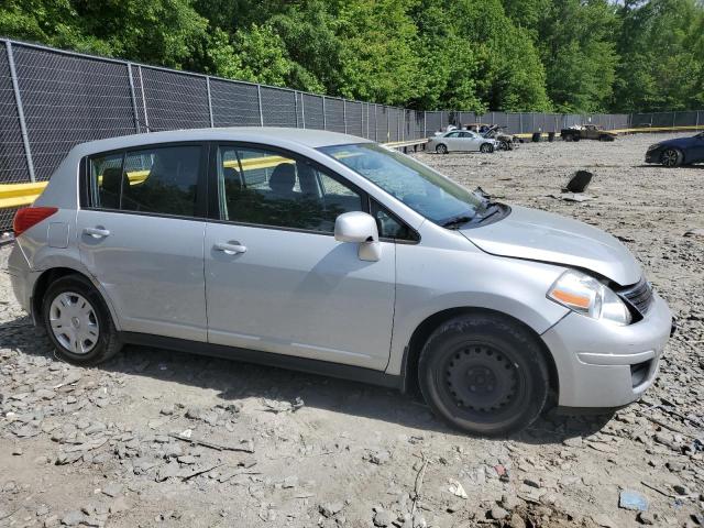  NISSAN VERSA 2012 Srebrny