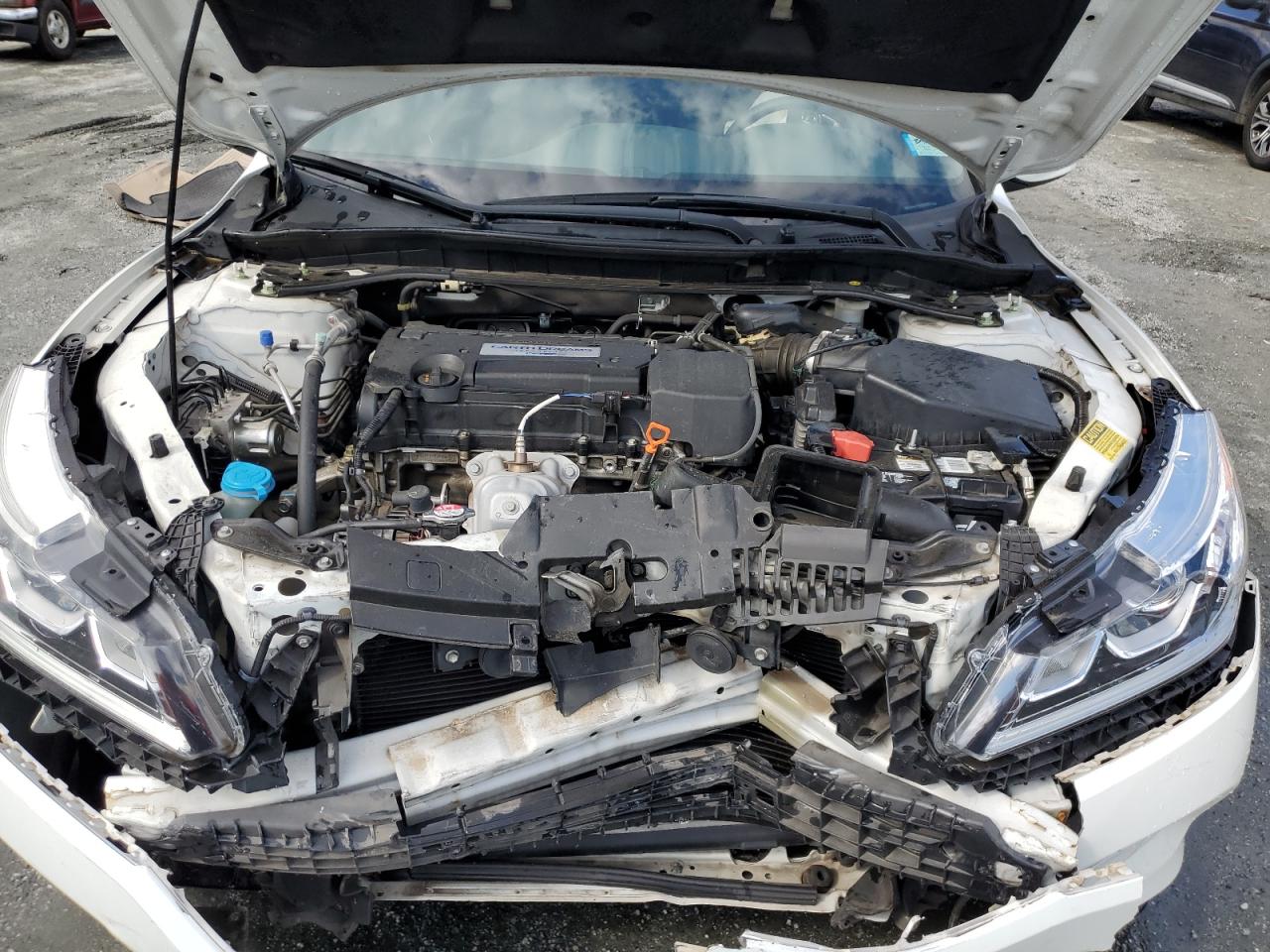1HGCR2F54GA031131 HONDA ACCORD 2016