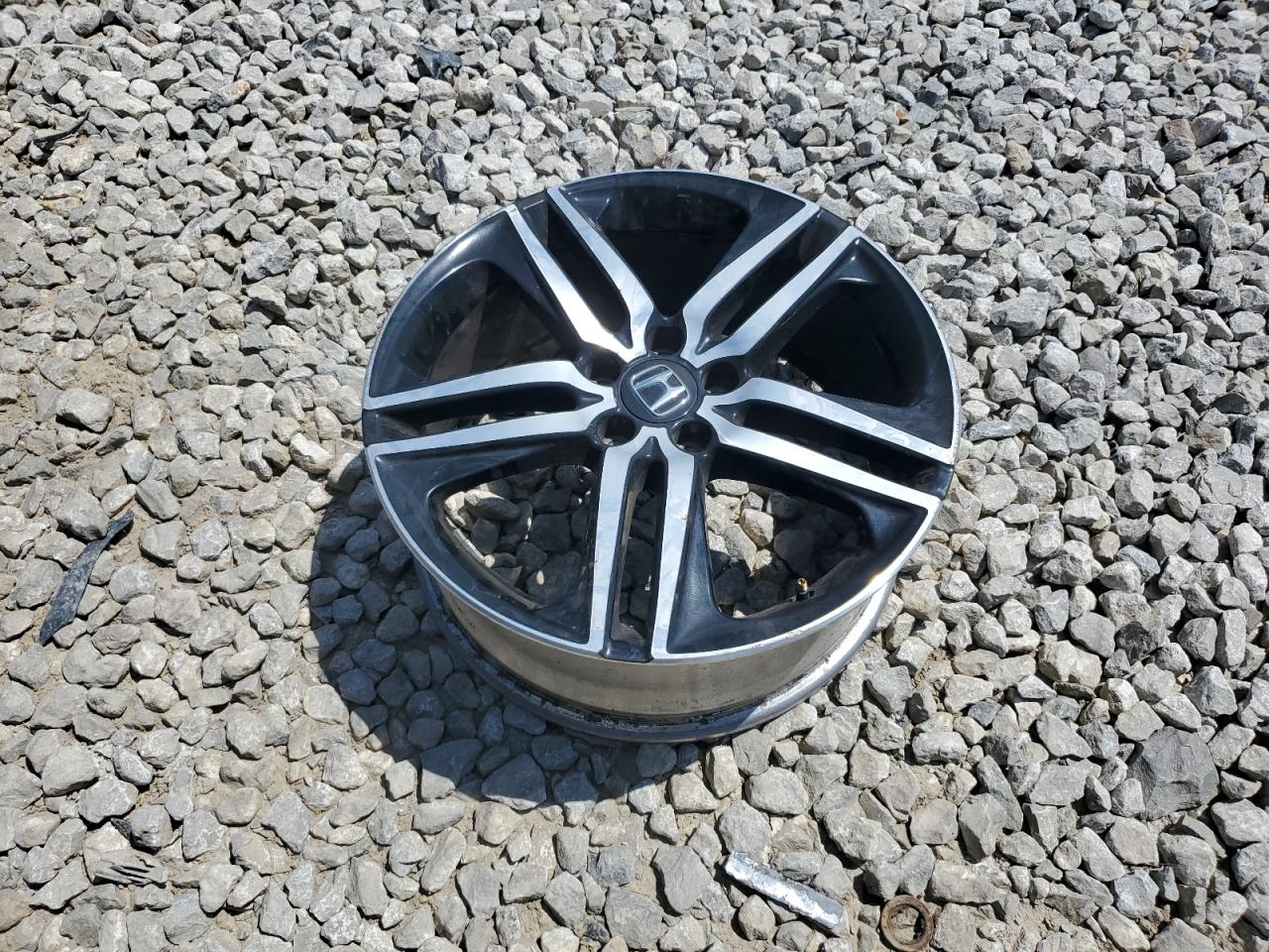 1HGCR2F68HA007408 HONDA ACCORD 2017