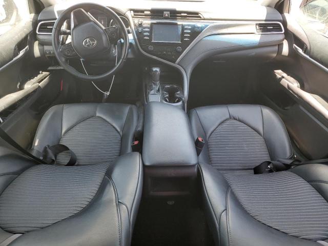  TOYOTA CAMRY 2018 Srebrny
