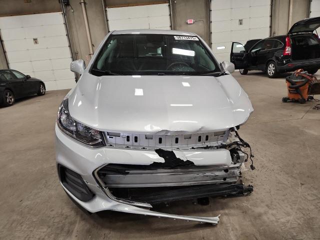  CHEVROLET TRAX 2017 Silver