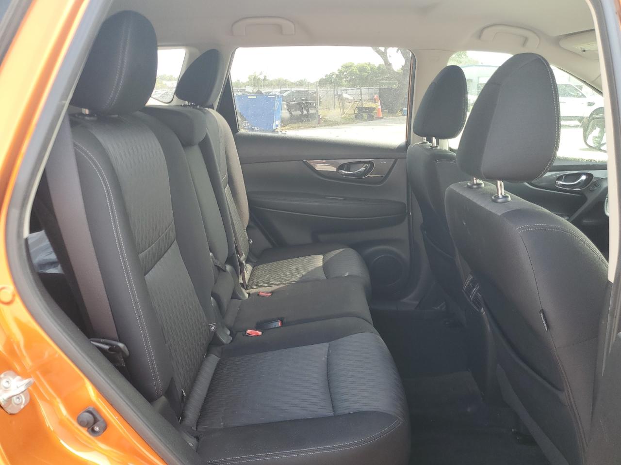 2020 Nissan Rogue S VIN: JN8AT2MT2LW010059 Lot: 55862835