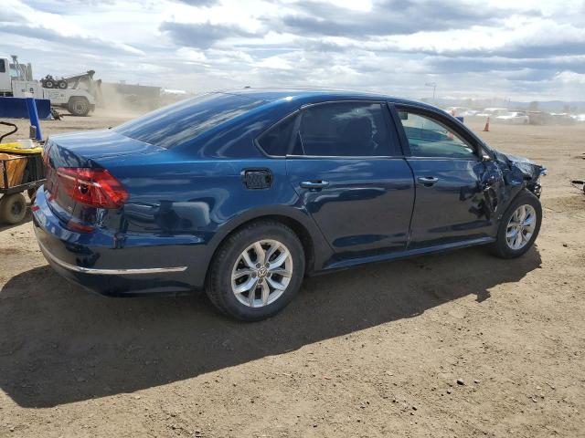  VOLKSWAGEN PASSAT 2018 Синій